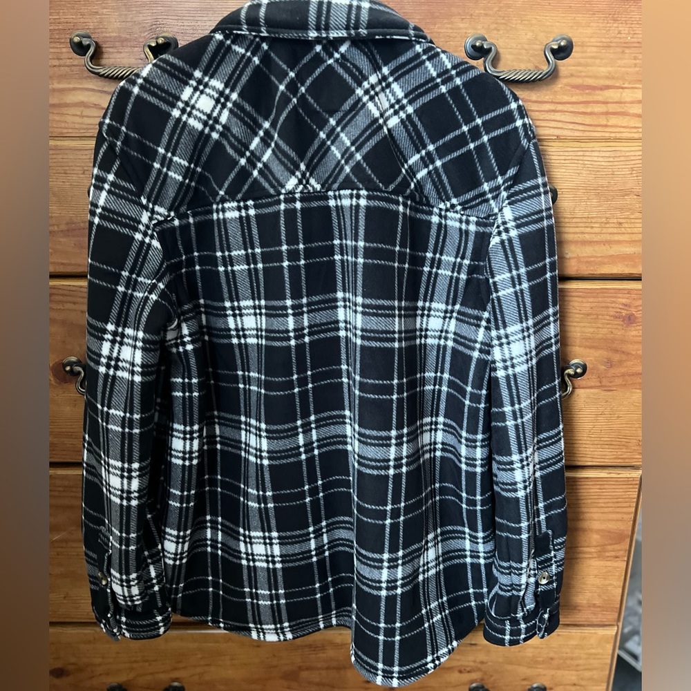 Plaid Button Up Shacket - Picture 3 of 3